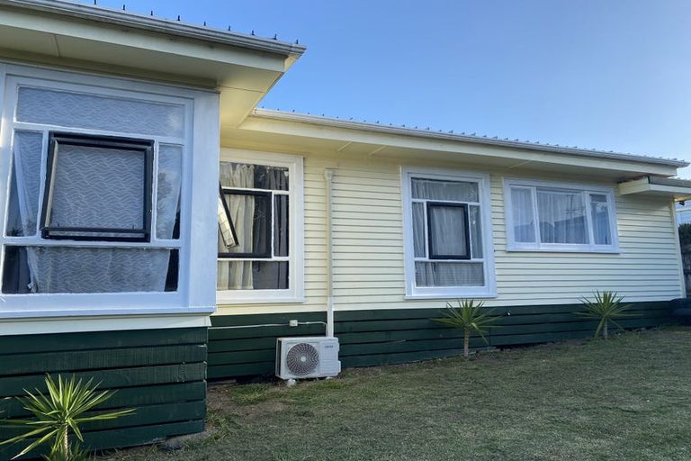 Photo of property in 3 Applewood Drive, Henderson, Auckland, 0612