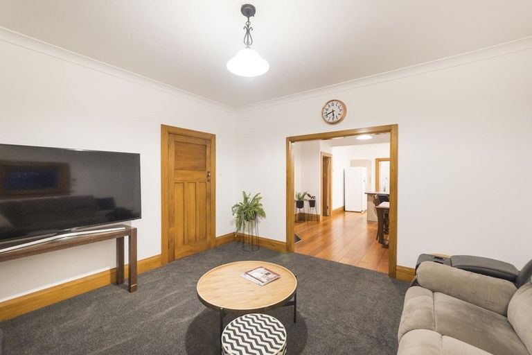 Photo of property in 442 Tremaine Avenue, Takaro, Palmerston North, 4410