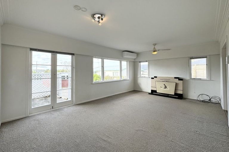 Photo of property in 36 Pooks Road, Ranui, Auckland, 0612