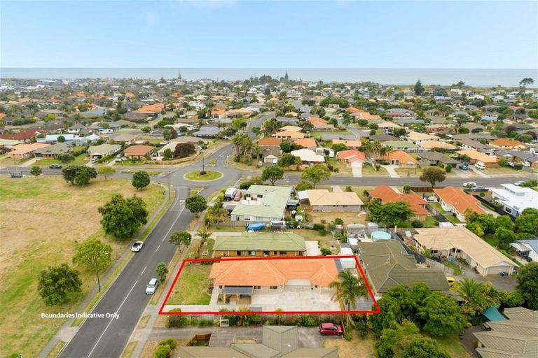 Photo of property in 108 Pacific View Road, Papamoa Beach, Papamoa, 3118