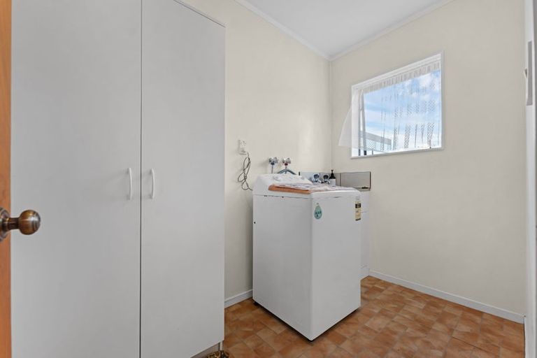 Photo of property in 2/10 Duke Street, Papakura, 2110