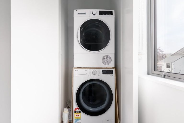 Photo of property in 1/60 Grafton Street, Waltham, Christchurch, 8011