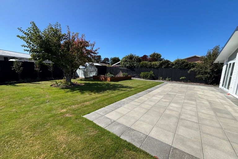 Photo of property in 102a Isleworth Road, Bishopdale, Christchurch, 8053