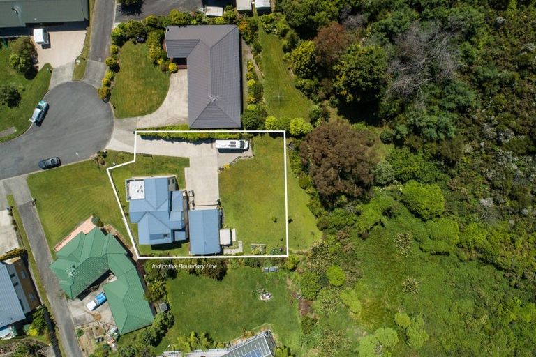 Photo of property in 23 Rimu Terrace, Waikawa, Picton, 7220