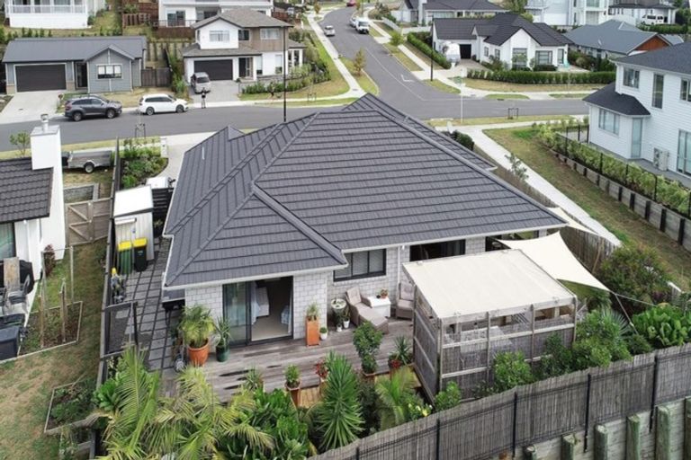 Photo of property in 56 Colonial Drive, Silverdale, 0932