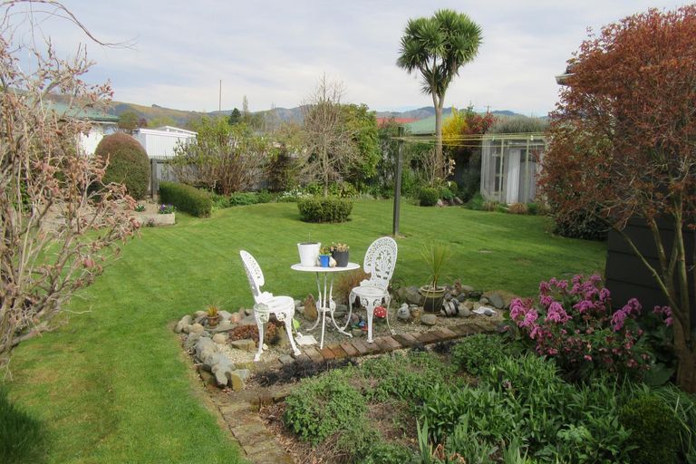 Photo of property in 7 Bond Street, Waimate, 7924