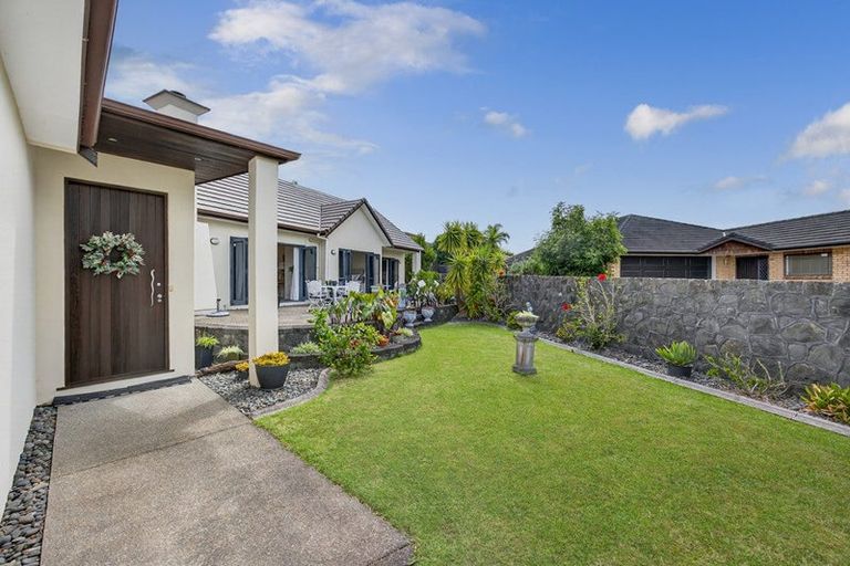 Photo of property in 37 Starlight Cove, Hobsonville, Auckland, 0618