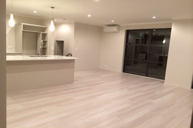 Photo of property in 1 Louis Braille Lane, Flat Bush, Auckland, 2019