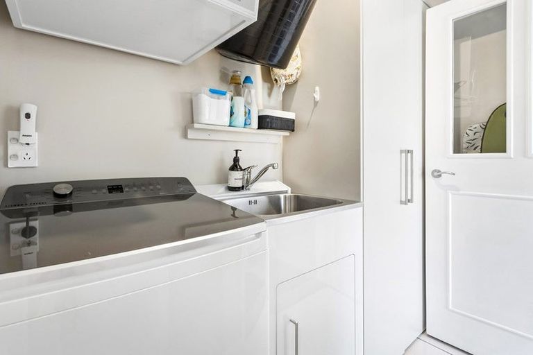 Photo of property in 25 Barnes Road, Redwood, Christchurch, 8051