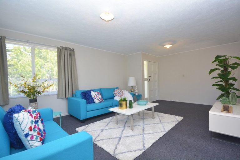 Photo of property in 78 Sikkim Crescent, Clover Park, Auckland, 2019
