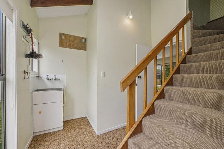 Photo of property in 19 Irwin Place, Kinloch, Taupo, 3377