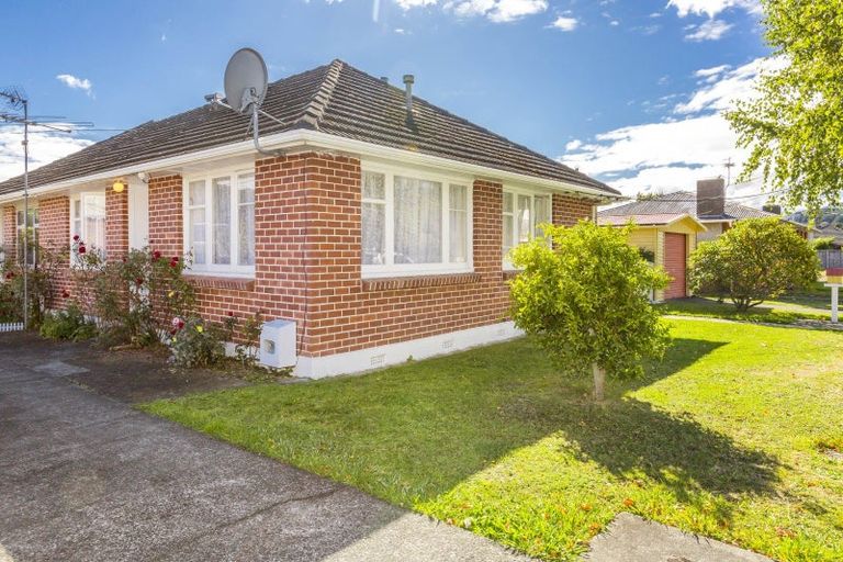 Photo of property in 1/15 Cecil Street, Clouston Park, Upper Hutt, 5018