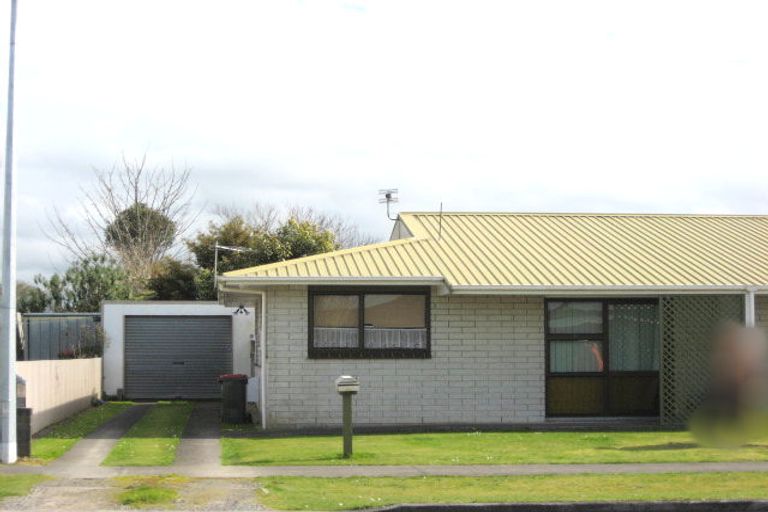 Photo of property in 1b Sylvia Street, Stratford, 4332