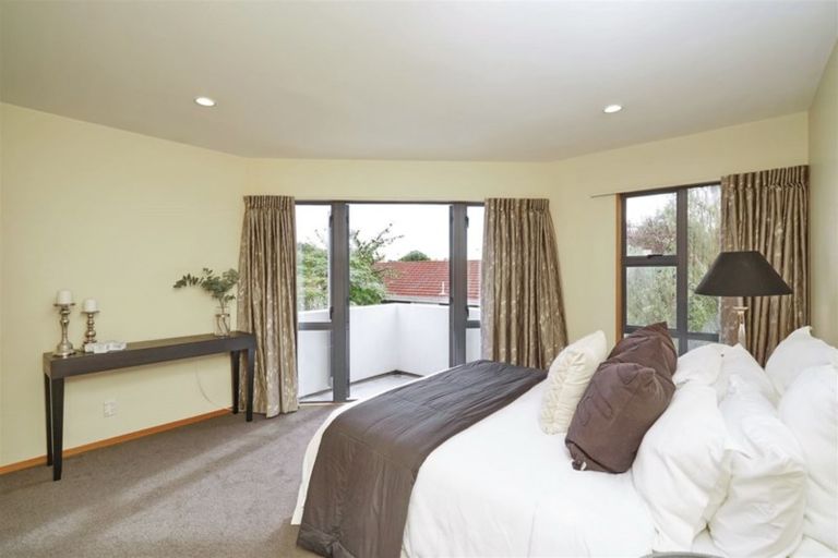 Photo of property in 3/96 Wainui Street, Riccarton, Christchurch, 8041