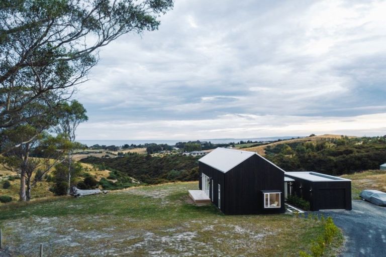 Photo of property in 24 Kayforce Road, Ocean View, Dunedin, 9035