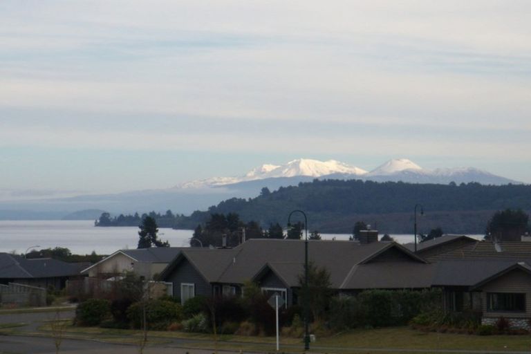 Photo of property in 37 The Circle, Nukuhau, Taupo, 3330