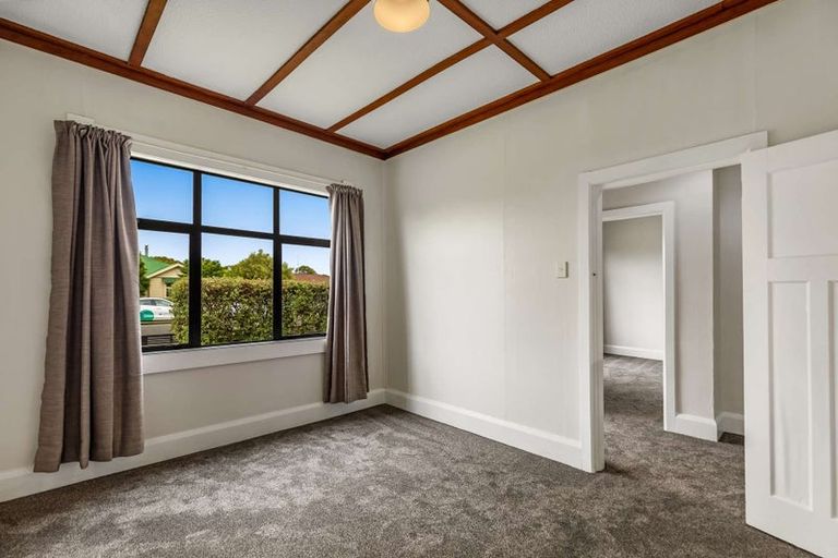 Photo of property in 9 Moore Street, West End, Palmerston North, 4412