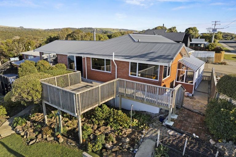 Photo of property in 11 Rata Street, Kaka Point, Balclutha, 9271
