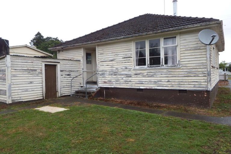 Photo of property in 7 Rangatira Road, Hunterville, 4730