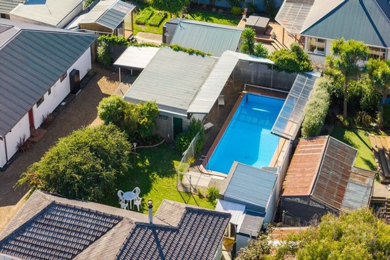 Photo of property in 33 Britannia Street, North New Brighton, Christchurch, 8083