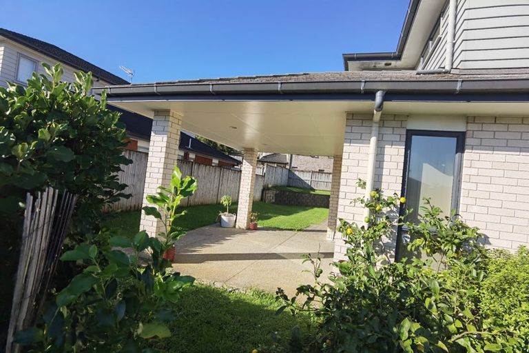 Photo of property in 2 Beros Place, Flat Bush, Auckland, 2016