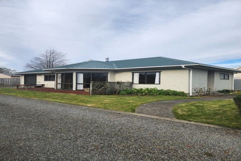 Photo of property in 47 Grey Street, Martinborough, 5711