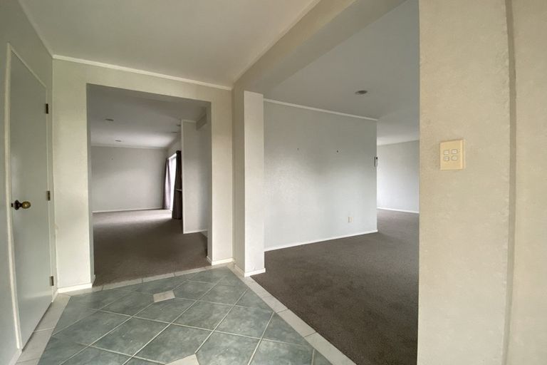 Photo of property in 159 Burswood Drive, Burswood, Auckland, 2013