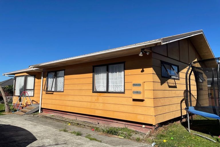 Photo of property in 2/14 Martin Road, Manurewa, Auckland, 2102