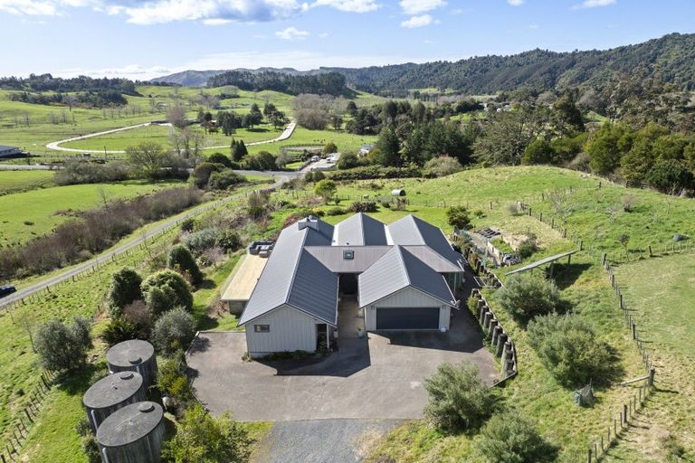 Photo of property in 2428 Hunua Road, Hunua, Papakura, 2583