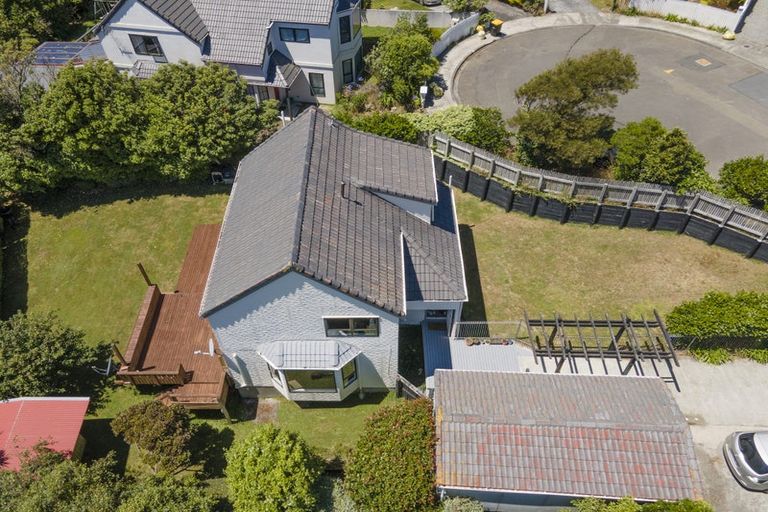 Photo of property in 3 Alister Way, Churton Park, Wellington, 6037