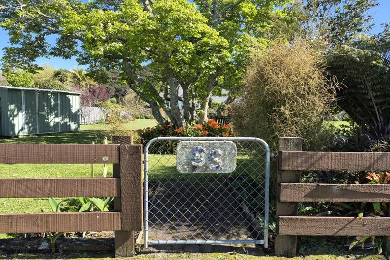 Photo of property in 85 Watt Street, Coromandel, 3506