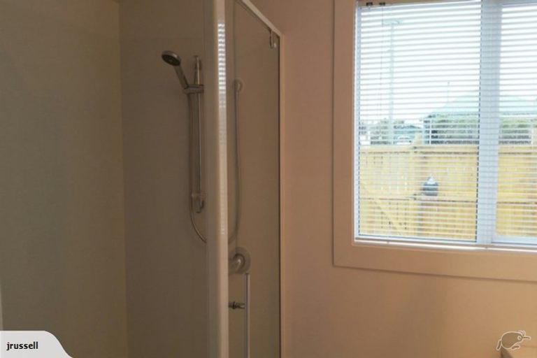 Photo of property in 2/164 Shaw Avenue, New Brighton, Christchurch, 8083