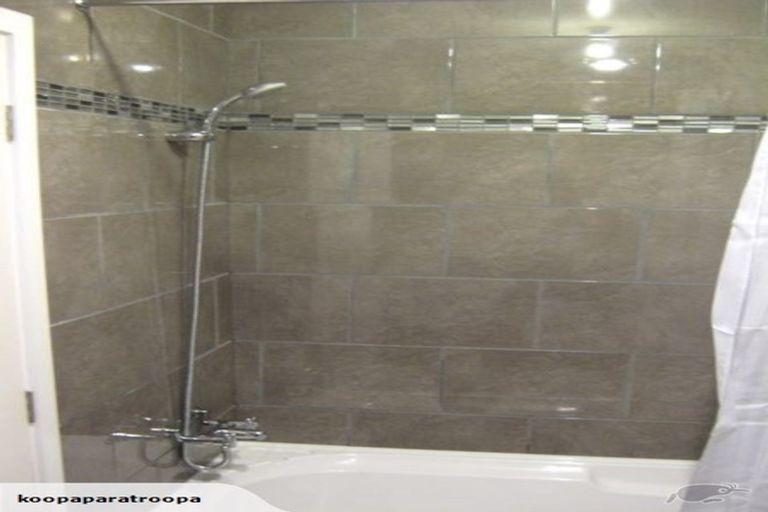 Photo of property in 18 Centaurus Road, Cashmere, Christchurch, 8022