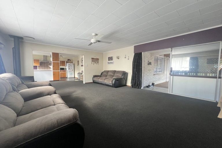 Photo of property in 24 Guy Street, Dannevirke, 4930