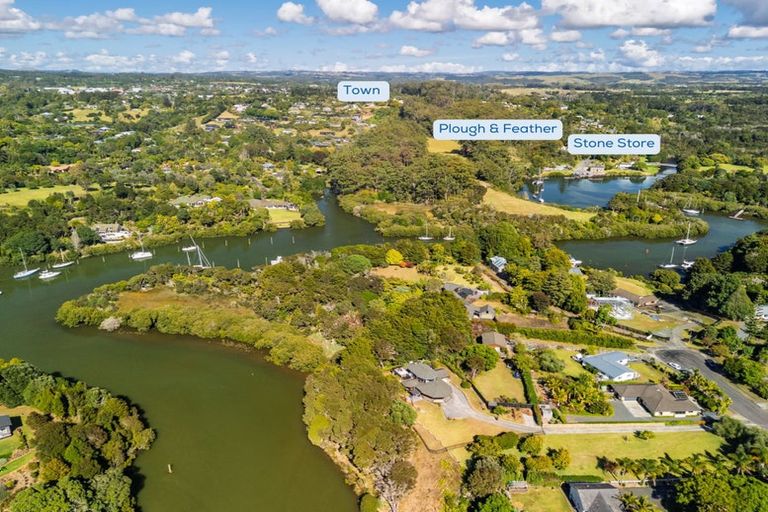 Photo of property in 13 James Kemp Place, Kerikeri, 0230