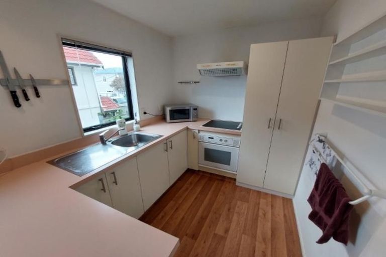 Photo of property in 2/2 Goring Street, Thorndon, Wellington, 6011