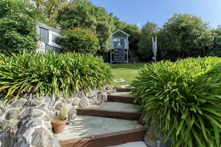 Photo of property in 7 View Terrace, Huntsbury, Christchurch, 8022