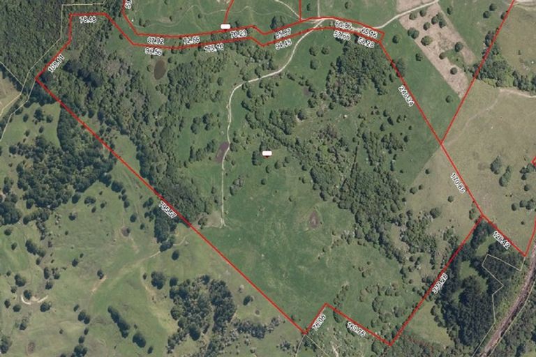 Photo of property in 504b Wairere Road, Maungaturoto, 0571