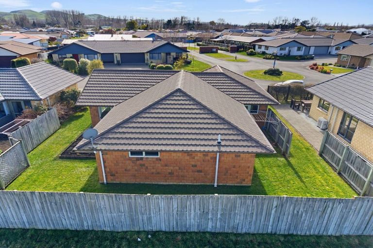 Photo of property in Henry Russell Estate, 21/36 Belgrove Drive, Waipukurau, 4200