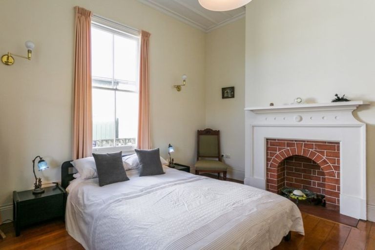 Photo of property in 31 Cameron Road, Bluff Hill, Napier, 4110