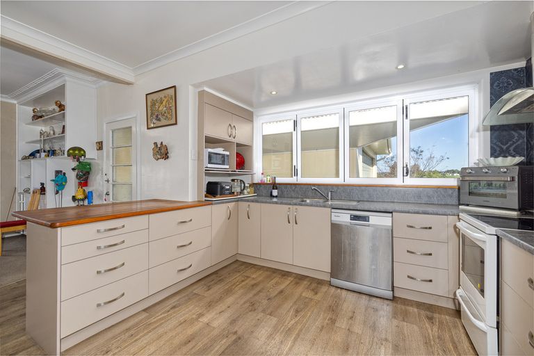 Photo of property in 300 Kakepuku Road, Pokuru, Te Awamutu, 3873