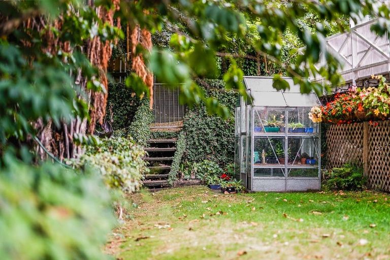 Photo of property in 77 Lupin Road, Otaki, 5512