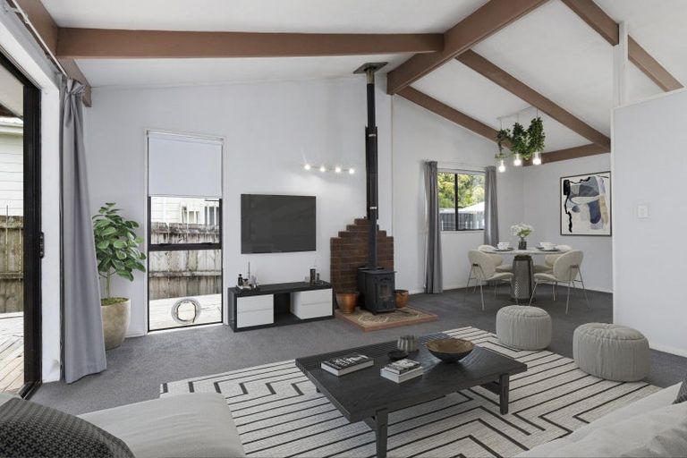 Photo of property in 2/46 Station Road, Pukekohe, 2120