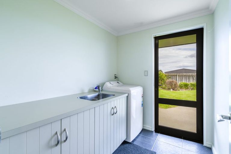 Photo of property in 115 Mill Road South, Seaward Bush, Invercargill, 9871