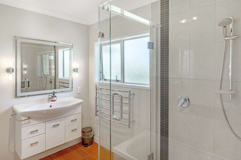 Photo of property in 18 Pickwick Road, Otamatea, Whanganui, 4571