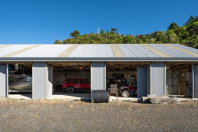 Photo of property in 1786 Port Underwood Road, Port Underwood, Picton, 7281