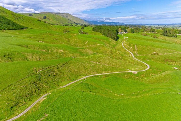 Photo of property in 157 Williams Road, Muriwai, Gisborne, 4072