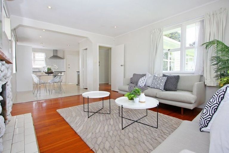 Photo of property in 20 Brentford Place, Manurewa, Auckland, 2102