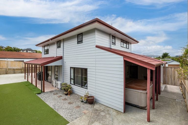 Photo of property in 14 Bowman Place, Whitby, Porirua, 5024