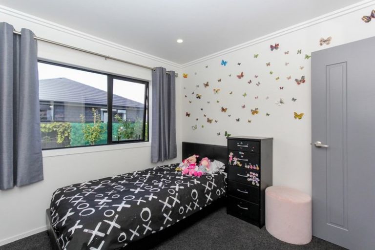 Photo of property in 23 Dreaver Drive, Waitara, 4320